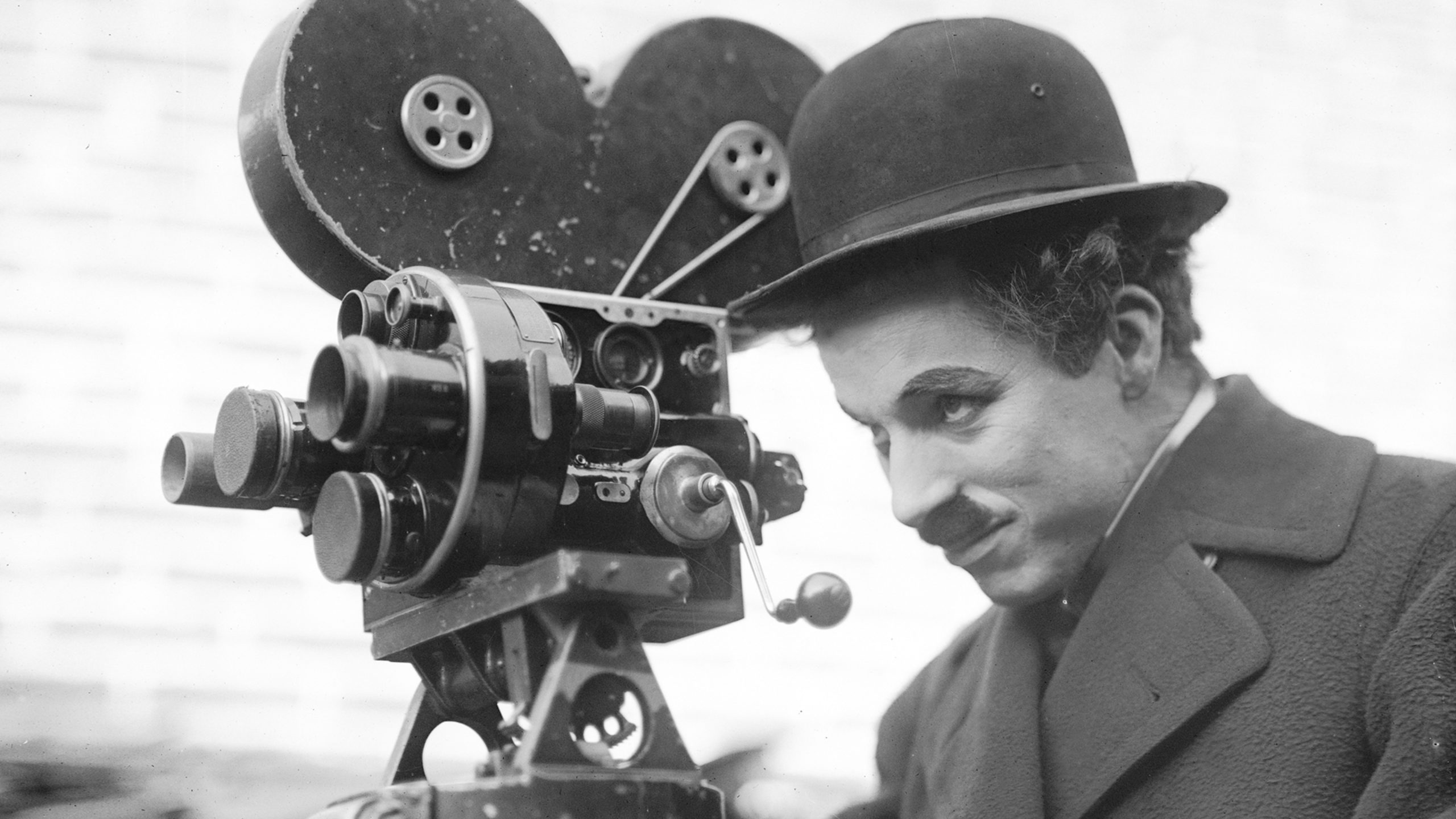 Charlie Chaplin est né il y a 134 ans, le 16 avril 1889, à Londres.