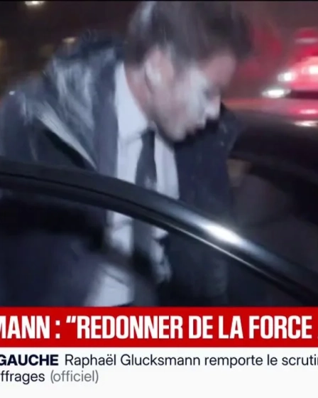 Raphaël Glucksmann enfariné